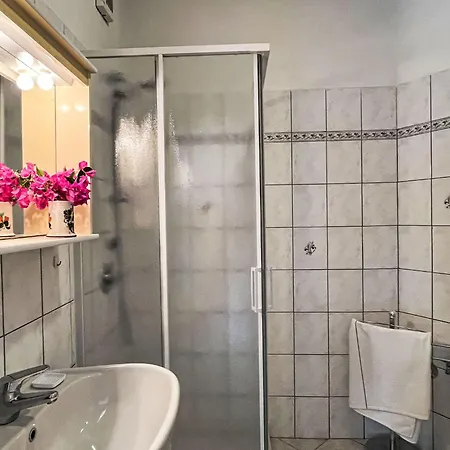 Elisa - Dol127 By Interhome * Costa Carnara